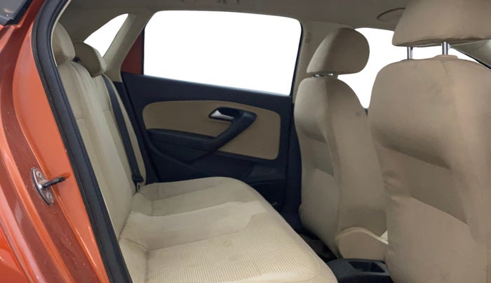 2015 Volkswagen Polo HIGHLINE1.2L, Petrol, Manual, 34,082 km, Right Side Rear Door Cabin