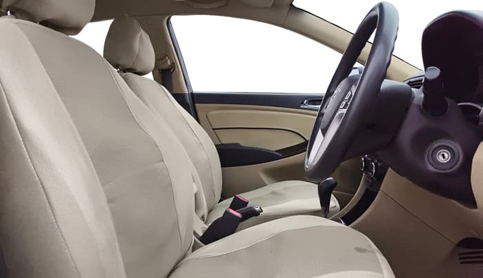 2013 Hyundai Verna FLUIDIC VTVT 1.6 EX AT, Petrol, Automatic, 81,462 km, Right Side Front Door Cabin