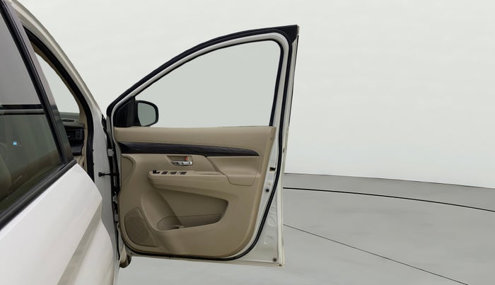 2022 Maruti Ertiga ZXI+ AT SHVS, CNG, Automatic, 61,022 km, RHS Front Door