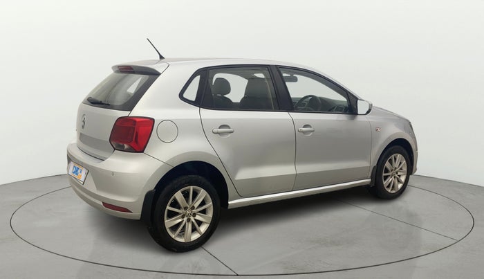 2015 Volkswagen Polo HIGHLINE1.2L, Petrol, Manual, 36,832 km, Right Back Diagonal