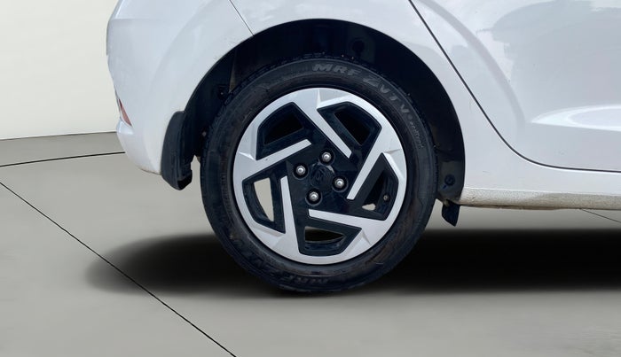 2024 Hyundai GRAND I10 NIOS SPORTZ 1.2 KAPPA VTVT, Petrol, Manual, 13,218 km, Right Rear Wheel