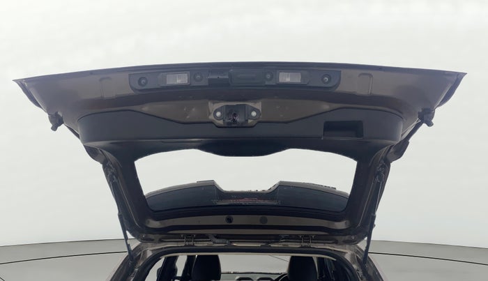 2024 Nissan MAGNITE  XE AMT EZ Shift, Petrol, Automatic, 15,857 km, Boot Door Open