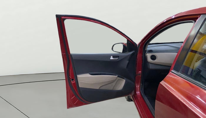 2014 Hyundai Xcent SX 1.2, Petrol, Manual, 39,438 km, LHS Front Door