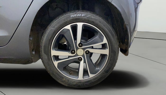 2020 Tata ALTROZ XZ PETROL, Petrol, Manual, 44,711 km, Left Rear Wheel