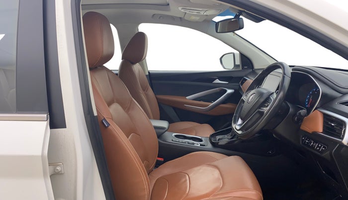 2021 MG HECTOR PLUS SHARP 1.5 PETROL TURBO CVT 6-STR, Petrol, Automatic, 39,075 km, Right Side Front Door Cabin