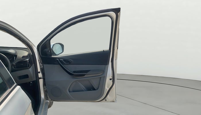 2018 Tata TIGOR XT PETROL, CNG, Manual, 62,047 km, RHS Front Door