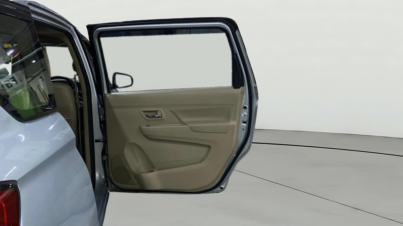 2024 Maruti Ertiga ZXI (O) CNG, CNG, Manual, 38,608 km, RHS Rear Door