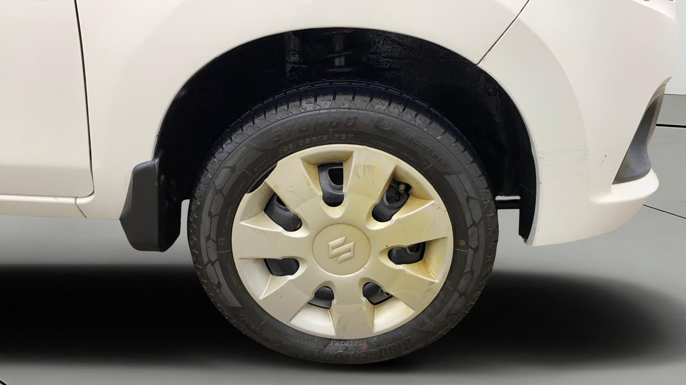2015 Maruti Alto K10 VXI, Petrol, Manual, 37,399 km, Right Front Wheel