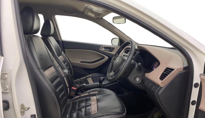 2019 Hyundai Elite i20 SPORTZ PLUS 1.2, Petrol, Manual, 1,08,750 km, Right Side Front Door Cabin