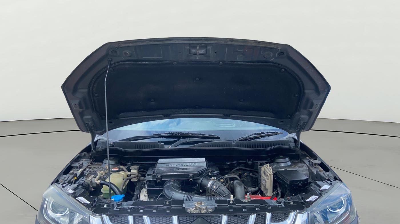 2018 Maruti Vitara Brezza ZDI PLUS AMT, Diesel, Automatic, 1,37,417 km, Open Bonet