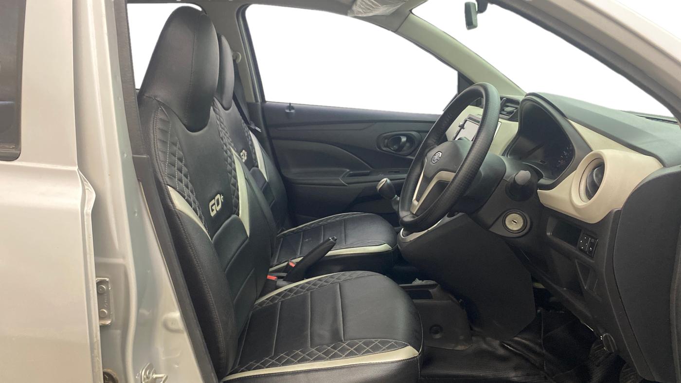2018 Datsun Go Plus A(O), Petrol, Manual, 55,781 km, Right Side Front Door Cabin