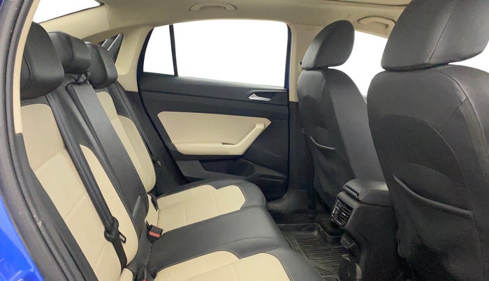 2022 Volkswagen VIRTUS TOPLINE TSI 1.0 MT, Petrol, Manual, 46,472 km, Right Side Rear Door Cabin