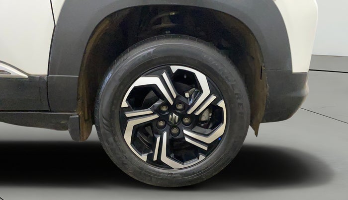 2023 Maruti BREZZA VXI SMART HYBRID, Petrol, Manual, 33,093 km, Right Front Wheel