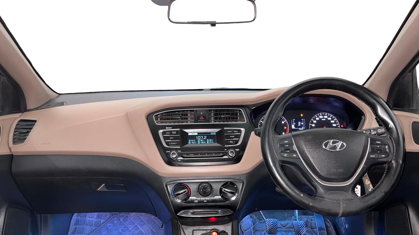 2020 Hyundai Elite i20 MAGNA PLUS 1.2, Petrol, Manual, 48,878 km, Dashboard
