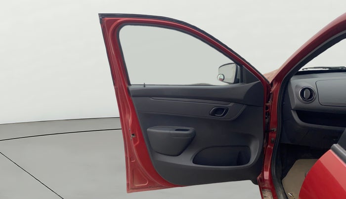 2016 Renault Kwid RXT 1.0 AMT, Petrol, Automatic, 20,099 km, LHS Front Door