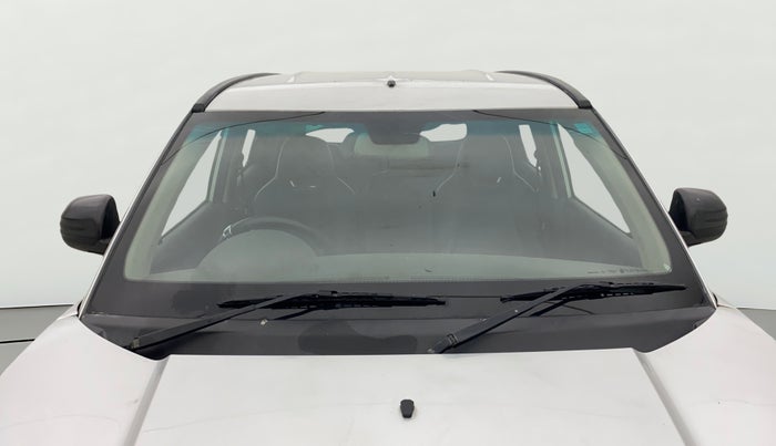 2018 Mahindra KUV 100 NXT K2 P 6 STR, Petrol, Manual, 39,378 km, Front Windshield