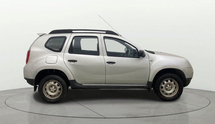2015 Renault Duster 85 PS RXE DIESEL, Diesel, Manual, 86,870 km, Right Side View