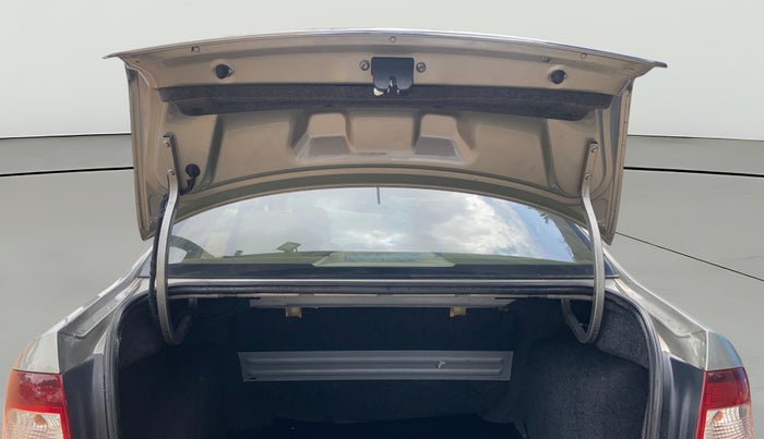 2017 Skoda Rapid STYLE 1.5 TDI AT, Diesel, Automatic, 83,221 km, Boot Door Open