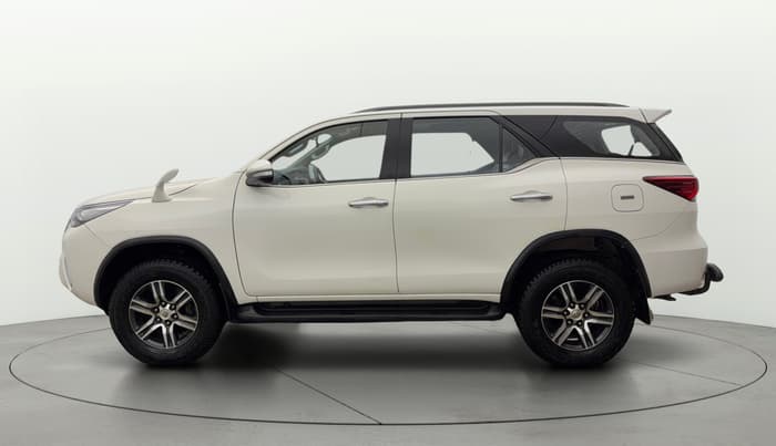 2017 Toyota Fortuner 2.7 4X2 MT, Petrol, Manual, 48,518 km, Left Side