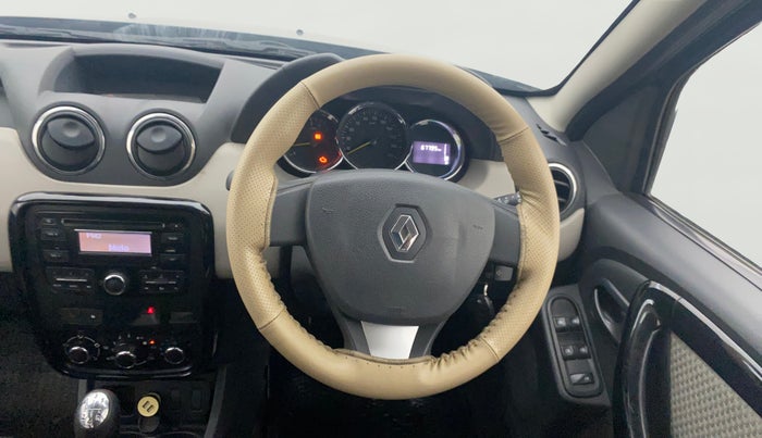 2015 Renault Duster 85 PS RXL DIESEL, Diesel, Manual, 67,785 km, Steering Wheel Close Up