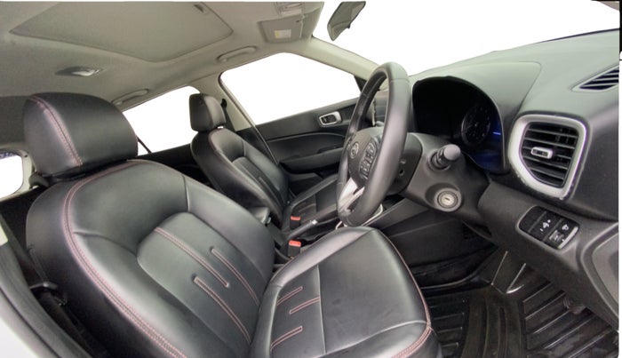 2022 Hyundai VENUE SX 1.0 TURBO IMT, Petrol, Manual, 57,517 km, Right Side Front Door Cabin
