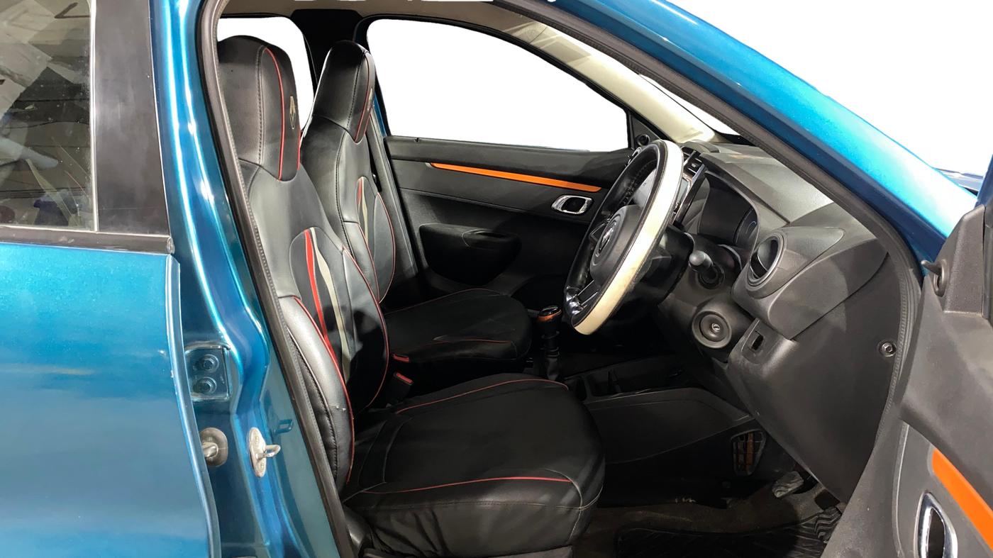 2021 Renault Kwid CLIMBER 1.0 (O), Petrol, Manual, 54,166 km, Right Side Front Door Cabin