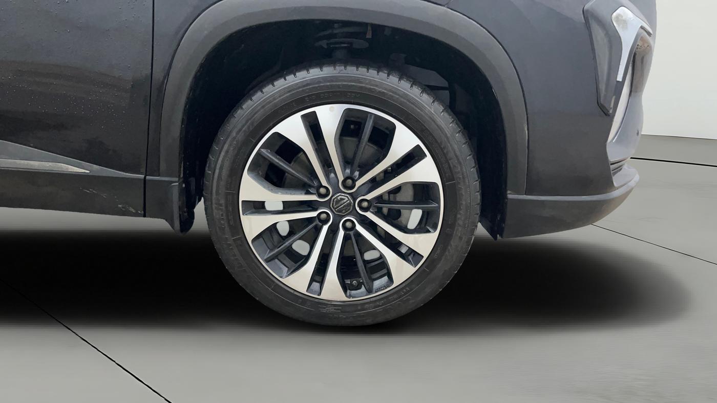2022 MG HECTOR PLUS SHARP 1.5 PETROL TURBO CVT 6-STR, Petrol, Automatic, 42,456 km, Right Front Wheel
