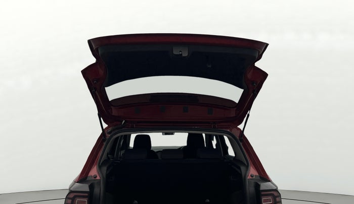 2024 Volkswagen TAIGUN COMFORTLINE 1.0 TSI MT, Petrol, Manual, 15,899 km, Boot Door Open