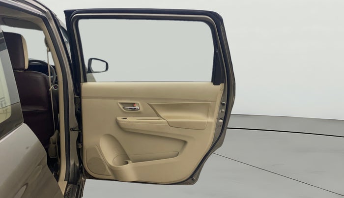 2019 Maruti Ertiga ZXI+ SHVS, Petrol, Manual, 40,082 km, RHS Rear Door