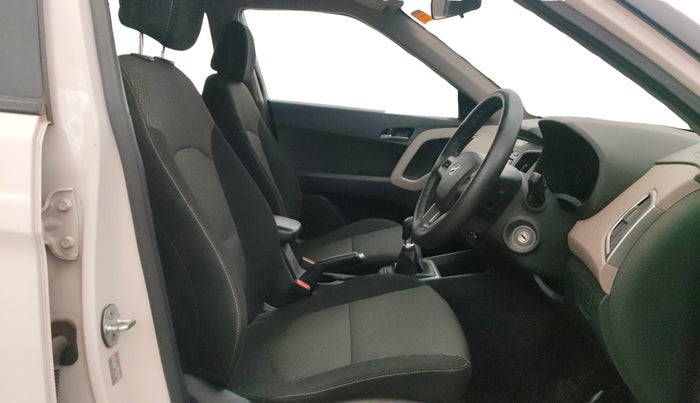 2016 Hyundai Creta S 1.6 PETROL, Petrol, Manual, 36,363 km, Right Side Front Door Cabin