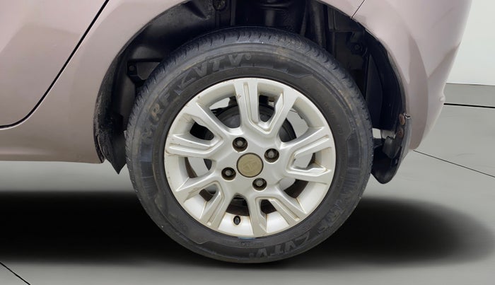 2017 Tata Tiago XZ PETROL, Petrol, Manual, 1,22,932 km, Left Rear Wheel