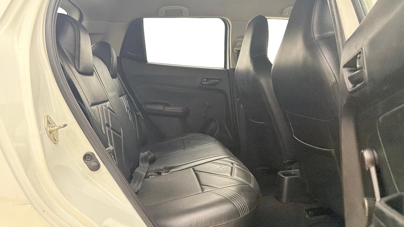 2024 Maruti Swift LXI, Petrol, Manual, 13,029 km, Right Side Rear Door Cabin