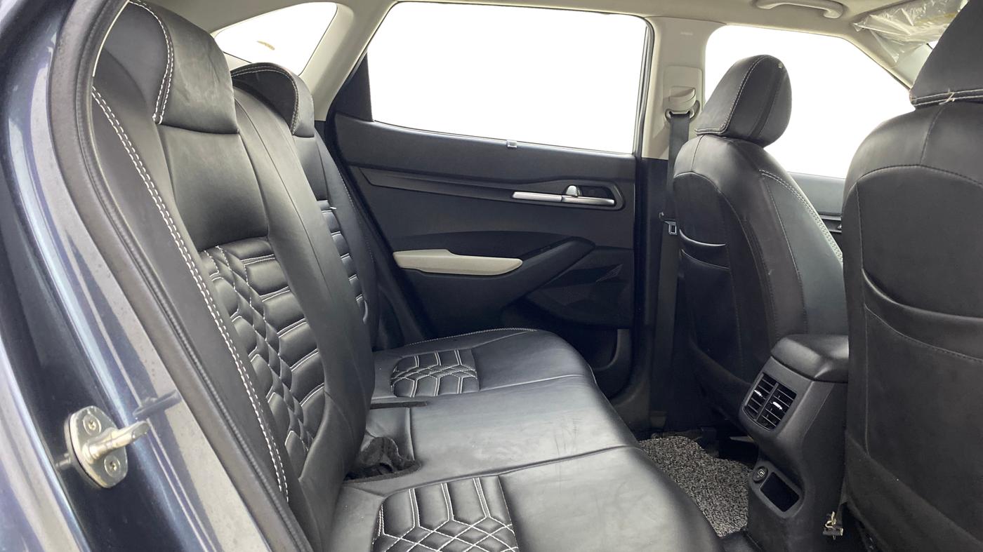 2022 KIA SELTOS HTK PLUS 1.5 IMT, Petrol, Manual, 61,915 km, Right Side Rear Door Cabin