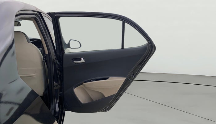 2015 Hyundai Xcent SX AT 1.2 (O), Petrol, Automatic, 57,402 km, RHS Rear Door