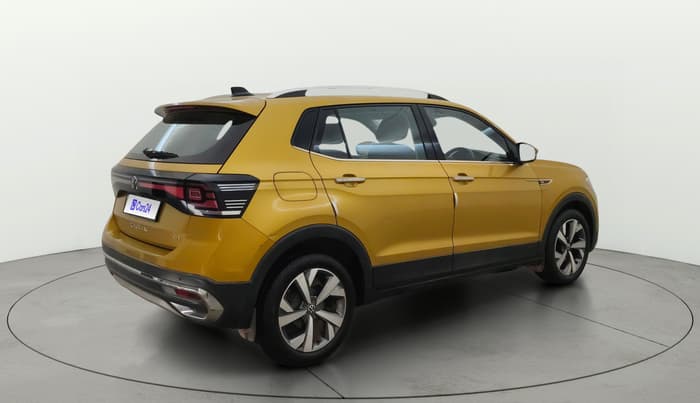 2022 Volkswagen TAIGUN TOPLINE 1.0 TSI AT, Petrol, Automatic, 28,405 km, Right Back Diagonal