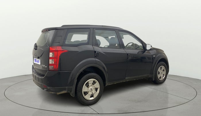 2013 Mahindra XUV500 W6, Diesel, Manual, 1,41,925 km, Right Back Diagonal