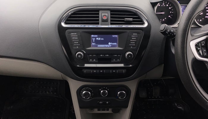 2016 Tata Tiago XZ PETROL, Petrol, Manual, 31,225 km, Air Conditioner