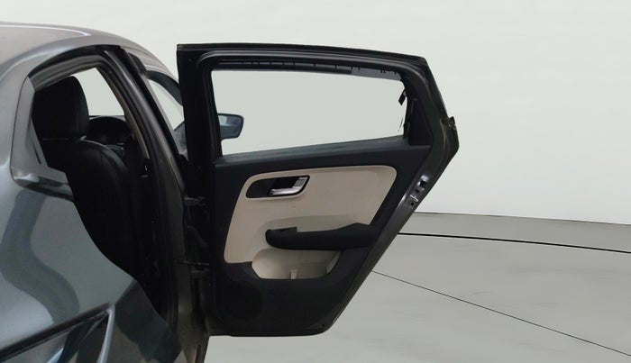 2022 Tata ALTROZ XZA PLUS, Petrol, Automatic, 49,363 km, RHS Rear Door