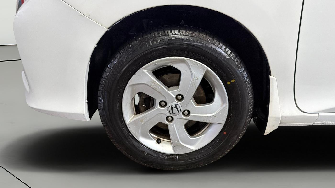 2014 Honda City 1.5L I-VTEC VX, Petrol, Manual, 1,02,193 km, Left Front Wheel