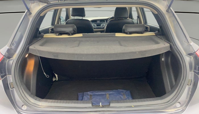 2016 Hyundai Elite i20 ASTA 1.4 CRDI (O), Diesel, Manual, 96,143 km, Boot Open Zoomed View