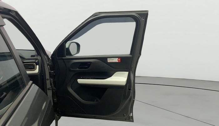 2022 Tata PUNCH ACCOMPLISHED AMT, Petrol, Automatic, 21,907 km, RHS Front Door