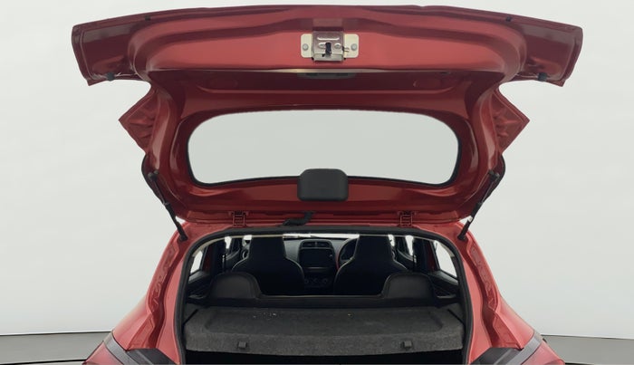 2024 Renault Kwid RXT 1.0 AMT, Petrol, Automatic, 4,535 km, Boot Door Open