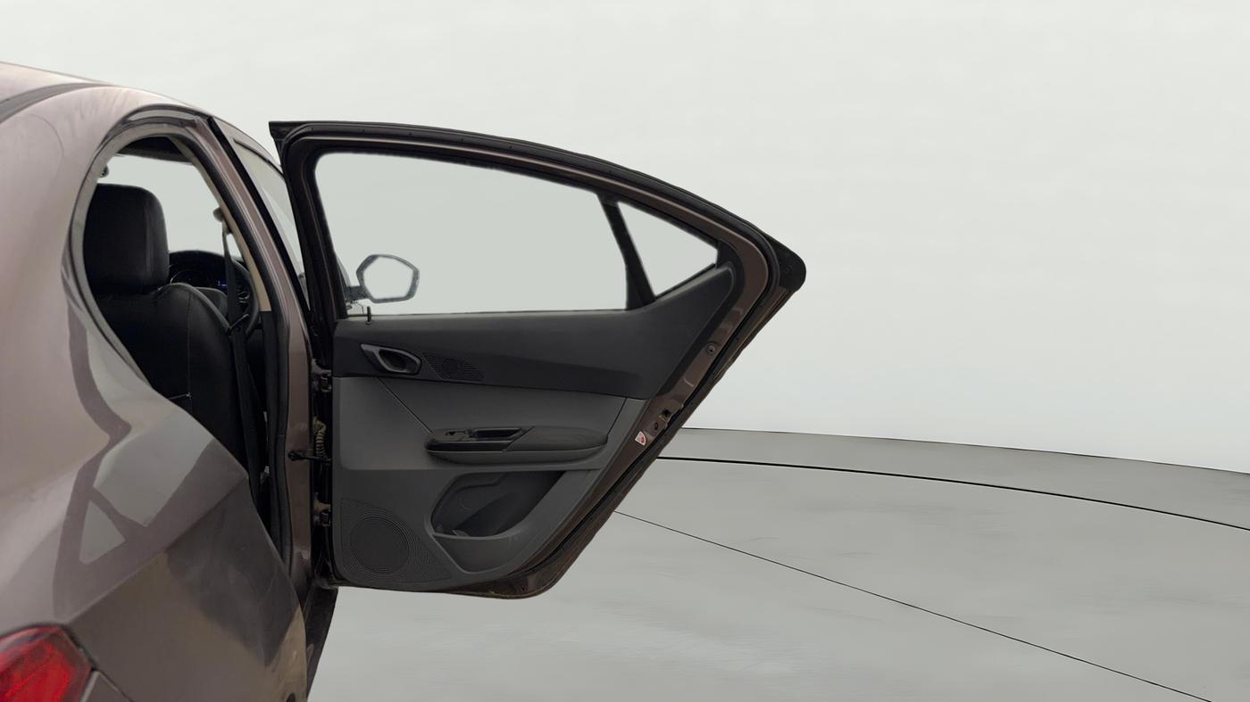 2018 Tata TIGOR XTA PETROL, Petrol, Automatic, 48,209 km, RHS Rear Door