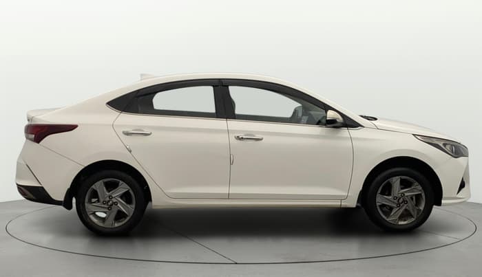 2022 Hyundai Verna SX 1.5 VTVT, Petrol, Manual, 37,361 km, Right Side View