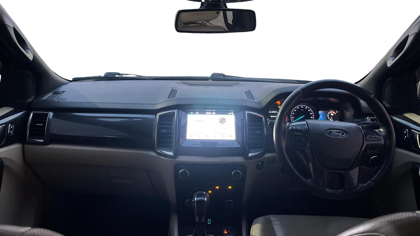 2020 Ford Endeavour TITANIUM PLUS 2.0 4X4 AT SUNROOF, Diesel, Automatic, 1,43,292 km, Dashboard