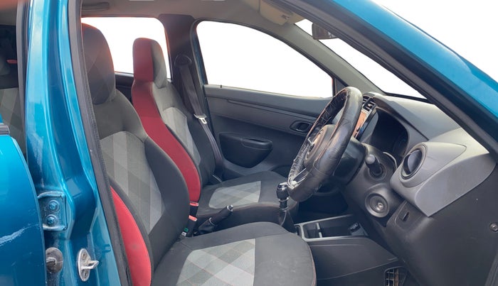 2021 Renault Kwid RXT 0.8, Petrol, Manual, 45,856 km, Right Side Front Door Cabin
