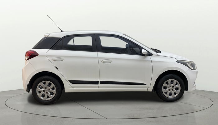 2017 Hyundai Elite i20 SPORTZ 1.2, Petrol, Manual, 78,867 km, Right Side View