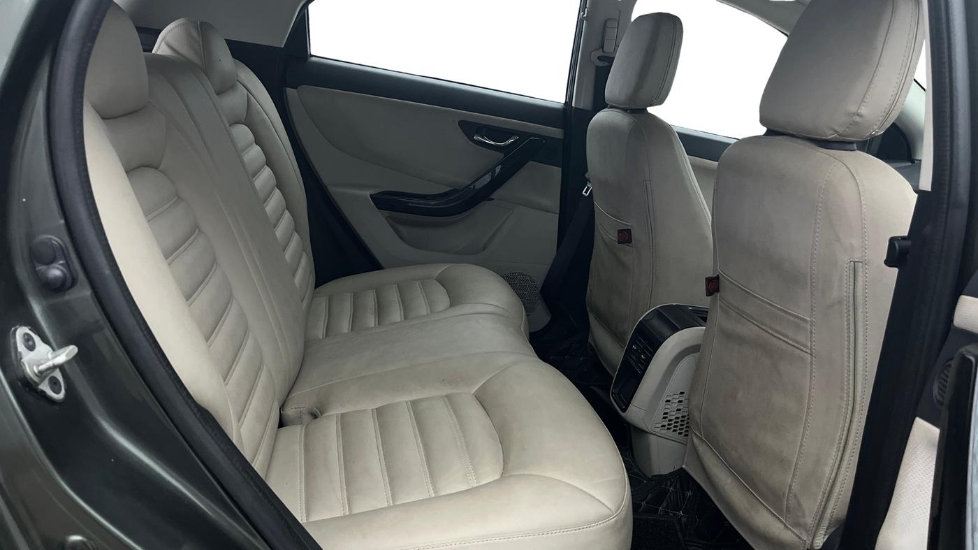 2020 Tata NEXON XZ PETROL, Petrol, Manual, 24,357 km, Right Side Rear Door Cabin