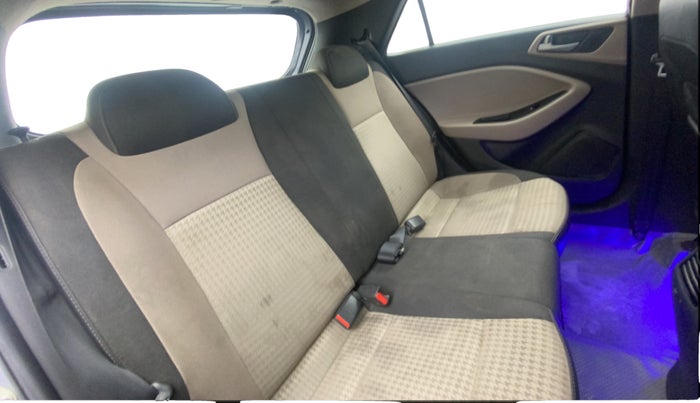 2019 Hyundai Elite i20 SPORTZ 1.2, Petrol, Manual, 49,285 km, Right Side Rear Door Cabin