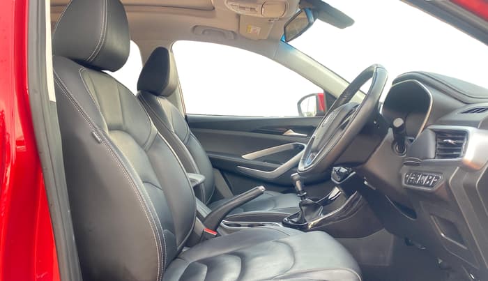 2020 MG HECTOR SHARP HYBRID 1.5 PETROL, Petrol, Manual, 23,895 km, Right Side Front Door Cabin